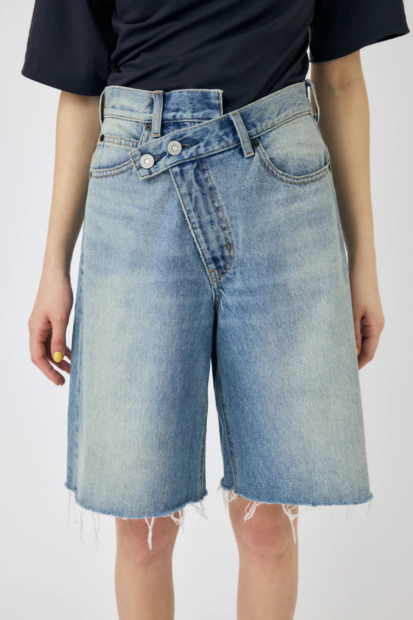 Moussy Cross Waist Half Pants in Light Blue