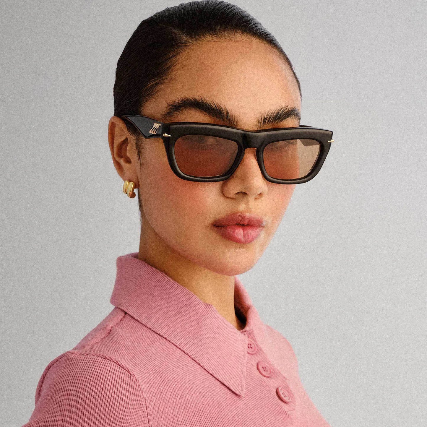 Le Specs Luxe Numero Nueve Sunglasses in Obsidian Black