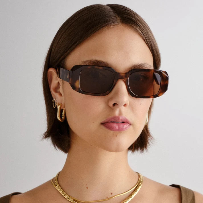 Aire Ascendant Sunglasses in Dark Tort