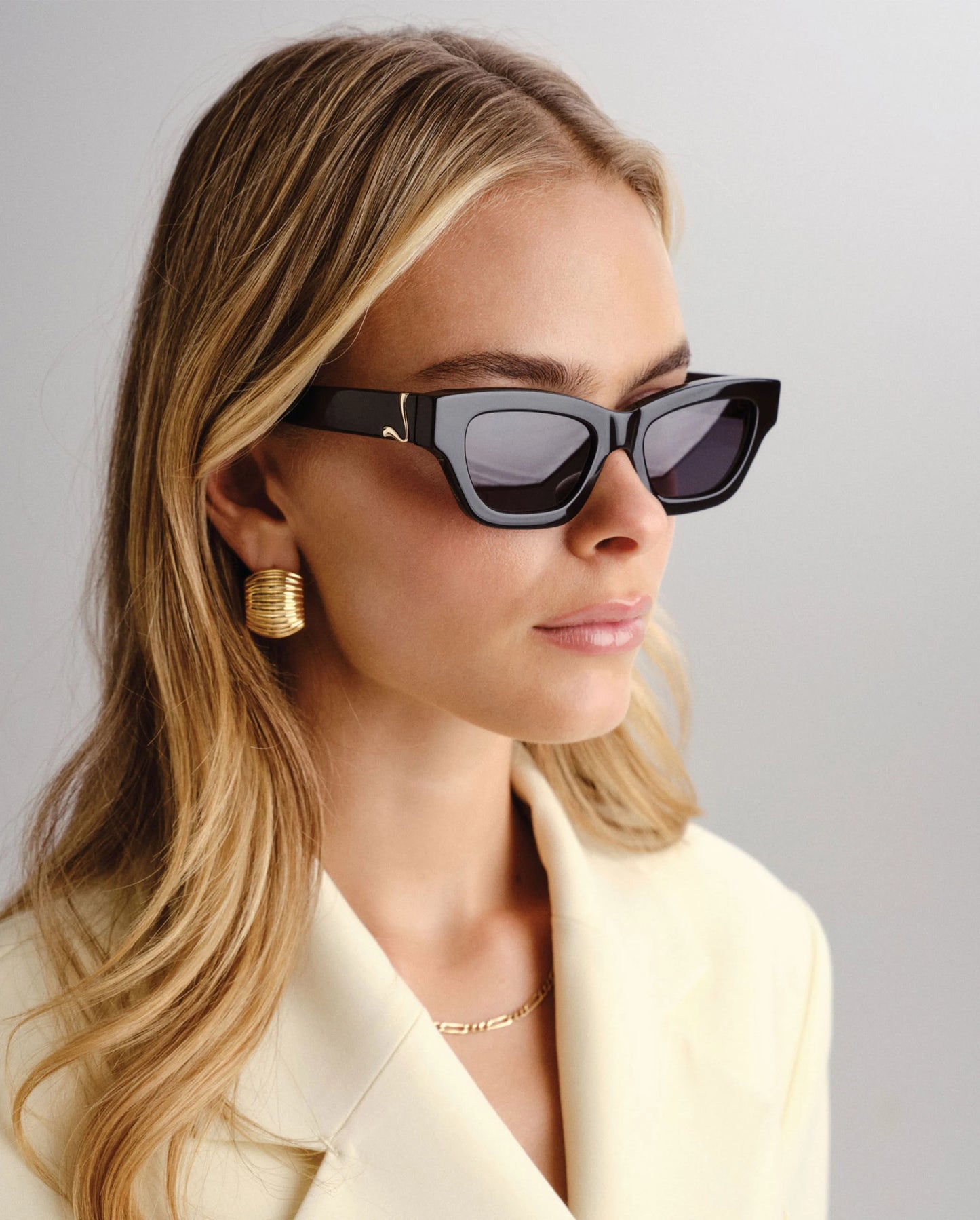 Luv Lou The Carmel Sunglasses in Black