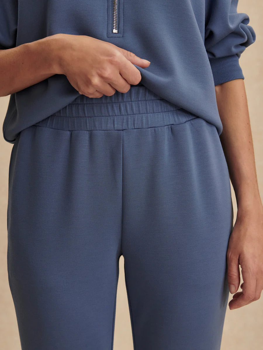 Varley The Slim Cuff 27.5'' Pant in Bijou Blue
