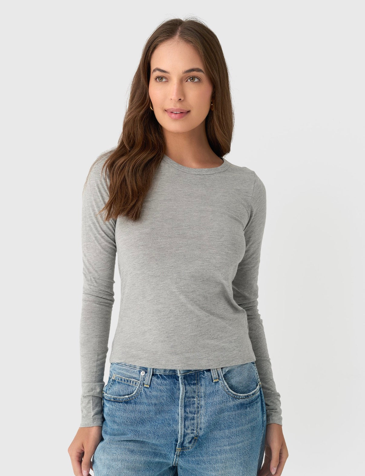Eterne Fitted Crewneck Long Sleeve in Grey