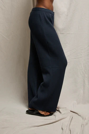 Perfectwhitetee Shane Pant in Navy