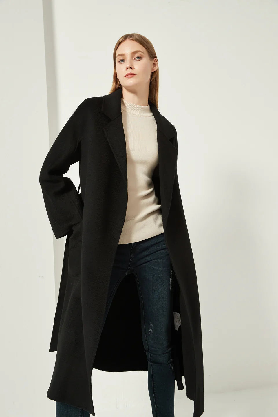 Pissenlit The Classic Wrap Coat in Black