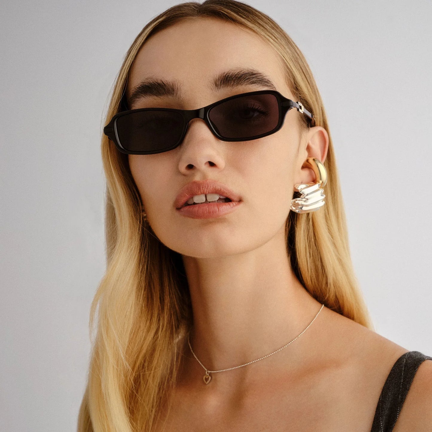 Le Specs Bamboozler Sunglasses in Black